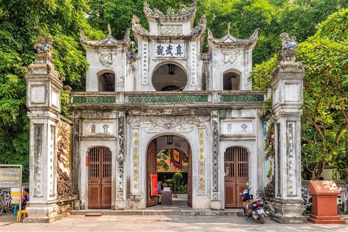 Đền Quán Thánh 